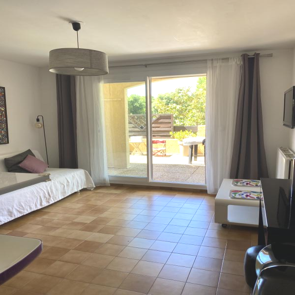 Offres de vente Appartement Saint-Cyr-sur-Mer 83270