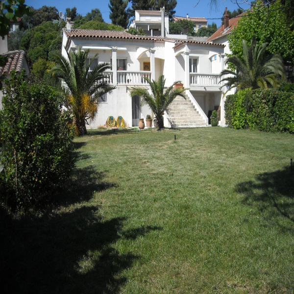 Offres de location Villa La Penne-sur-Huveaune 13821