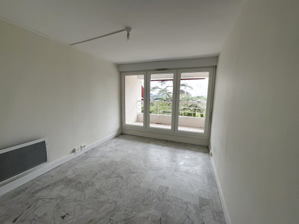 Offres de location Studio Marseille 13012